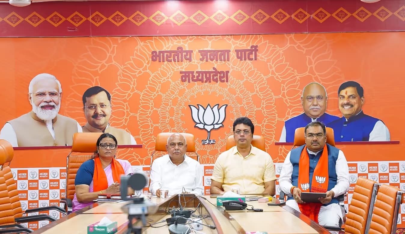 बिप्लब देब का MP BJP में पहला संदेश: नेताओं से ज्यादा अब योजनाओं का होगा प्रचार